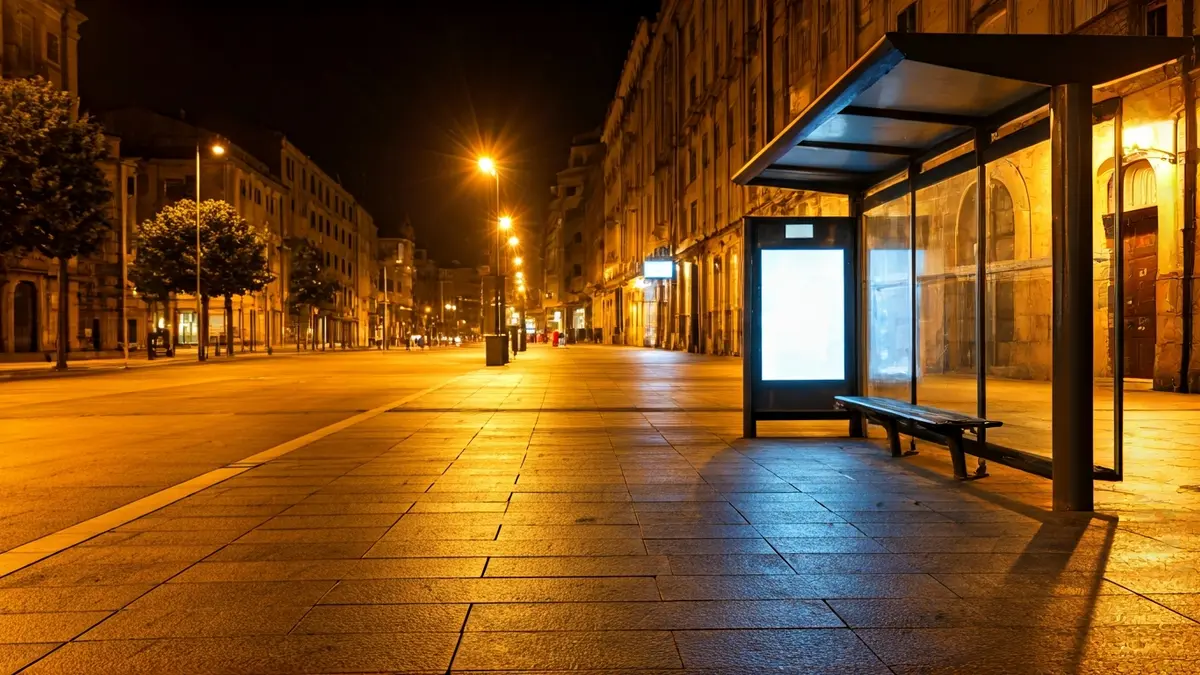 Imagen genérica de una parada de autobús metropolitano en A Coruña.