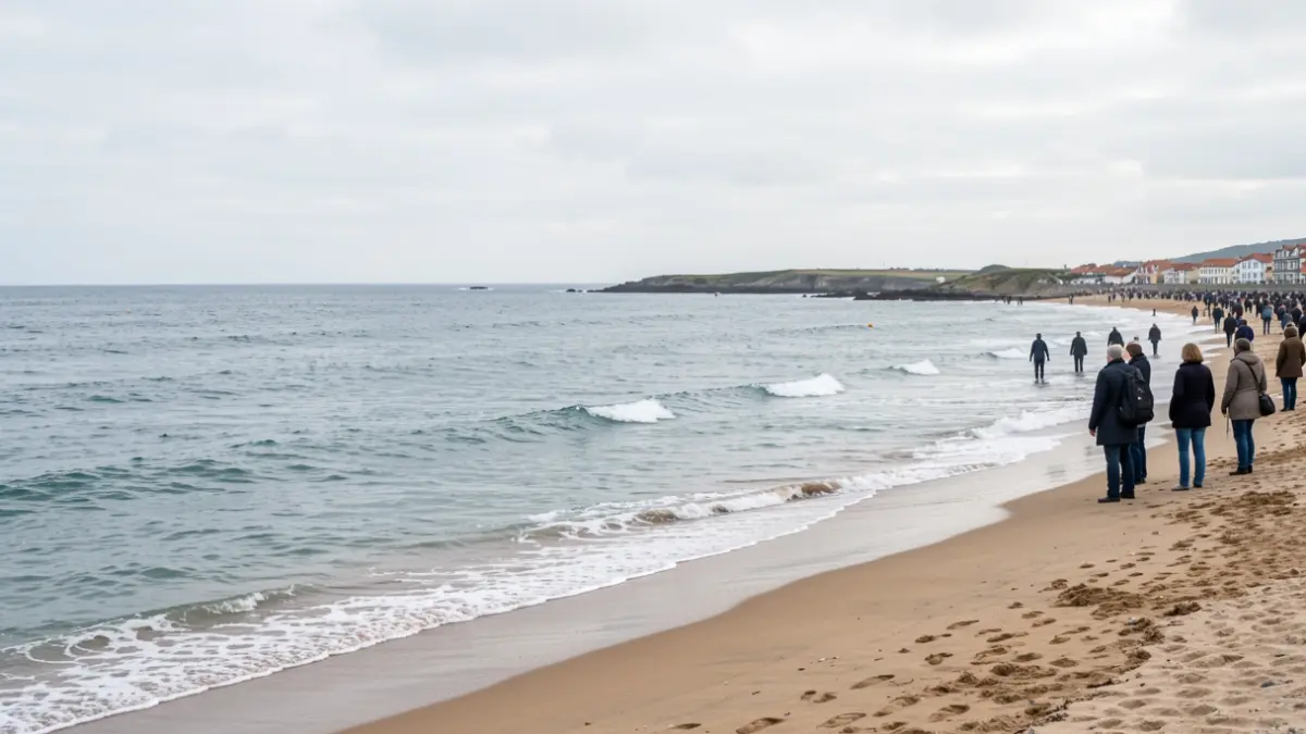 Imaxe xenérica de mar en calma na costa galega.
