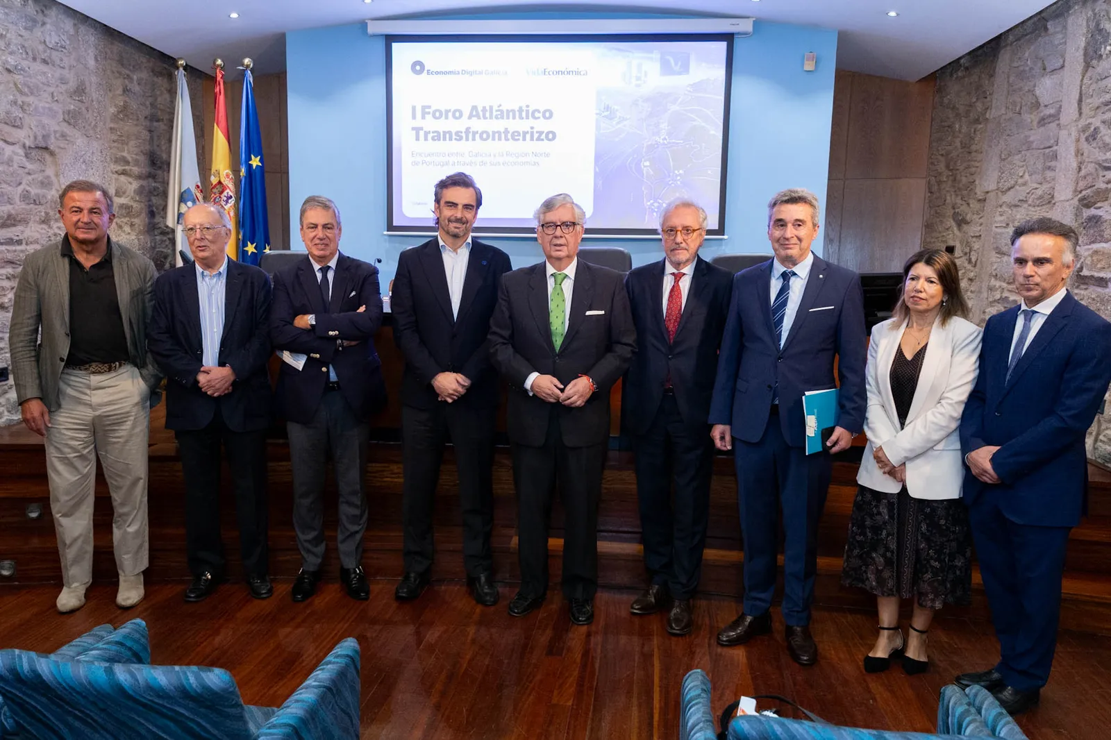Imaxe 1 de 2 asociada á nova
