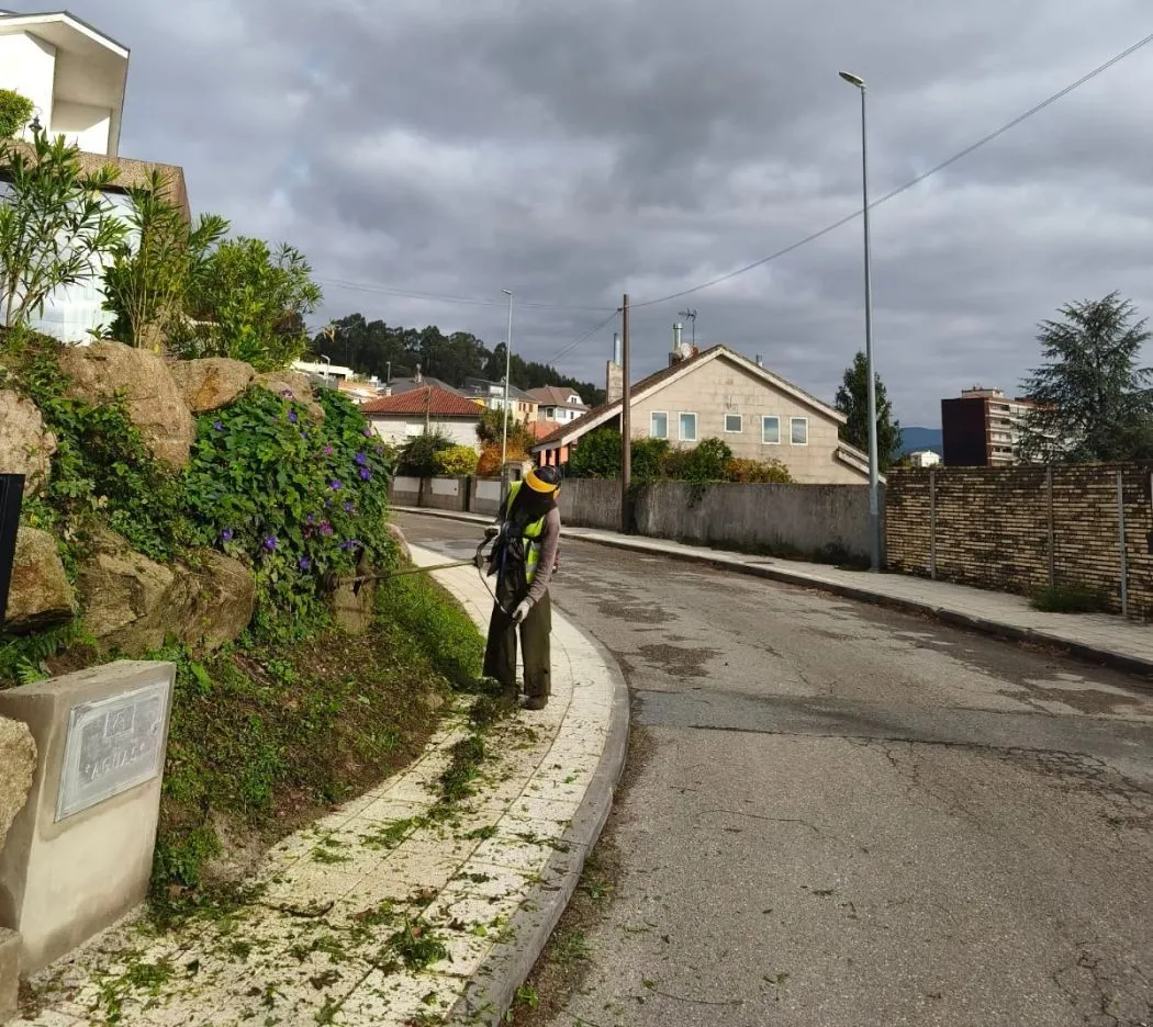 Poio supera os 440 km de desbroces nun ano