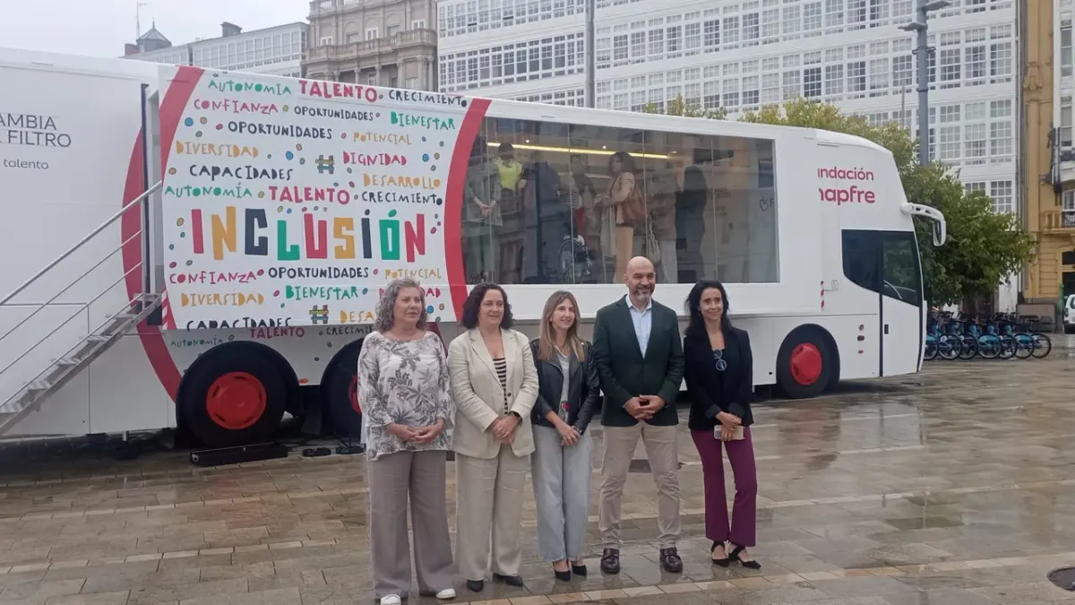 Presentación da campaña 'Cambia el filtro' na Coruña. Foto cedida pola organización.